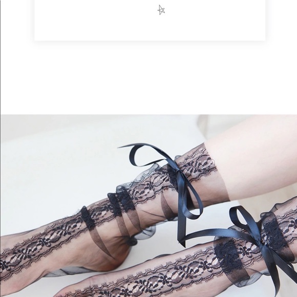 LUXURIOUS LACE SOCKS - Picture 2 of 6